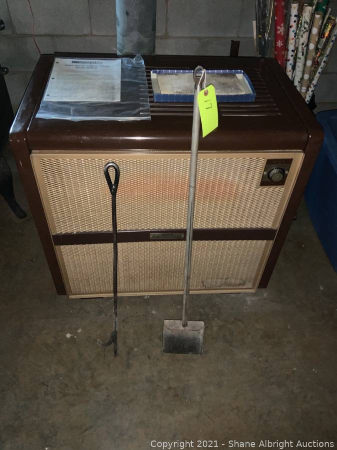 King Wood Circulator, Brick Lined Auction | Shane Albright Auctions