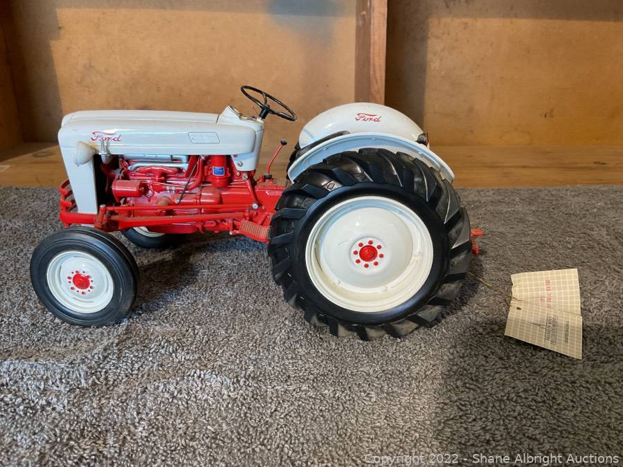 1953 Ford Jubilee tractor Franklin Mint 1/12 Scale Auction