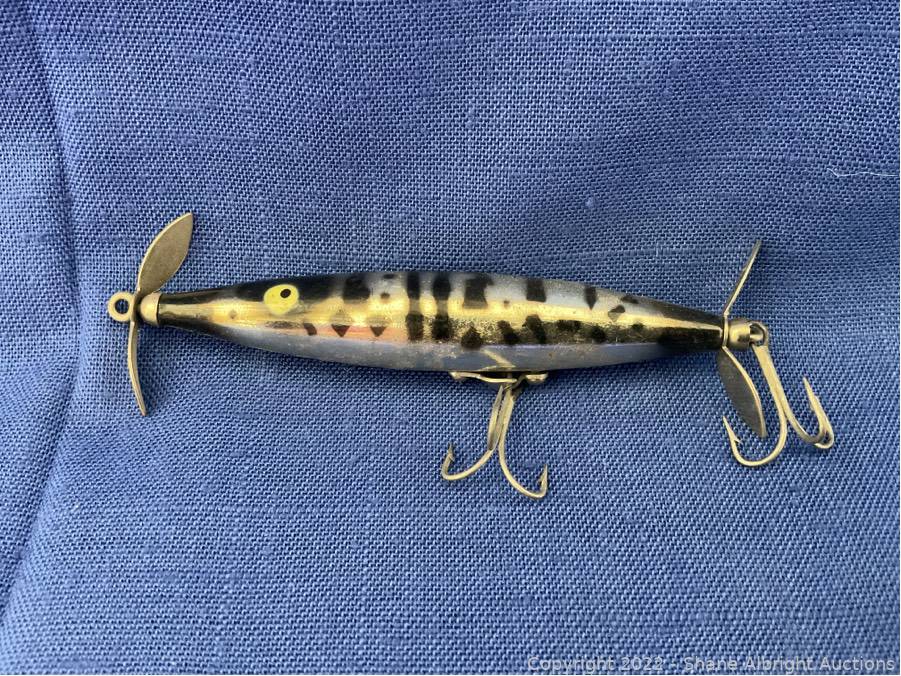 Heddon Dying Flutter fishing lure Auction | Shane Albright