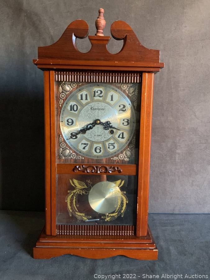 Champion 31 Day mantel clock. Auction | Shane Albright Auctions