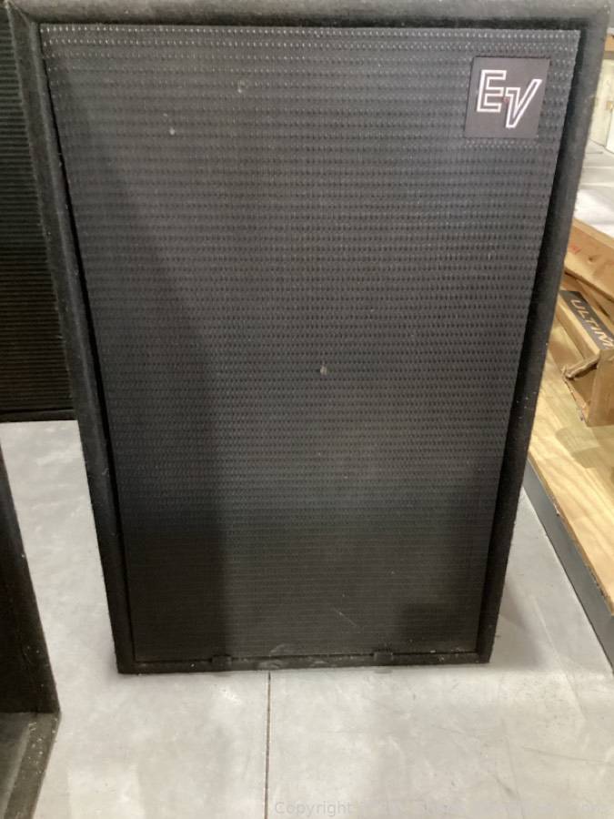EV MTS1 Speaker 25” X 24” X 48” Auction Shane, 51 OFF