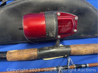 True Temper Professional Uni-Spin Fishing Rod. Auction