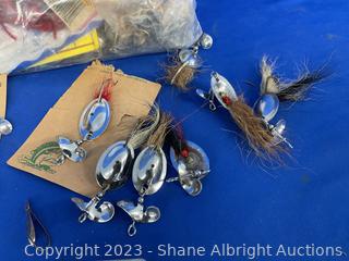 Assorted fishing gear Auction